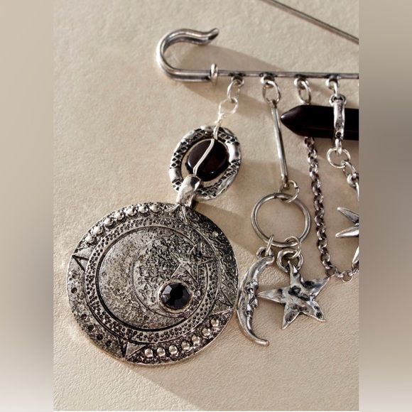 Free People carry on dangle pin Silver Celestial Charm Brooch - Picture 2 of 5